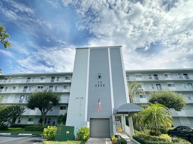 2220 N CYPRESS BEND Drive 503, Pompano Beach, FL 33069