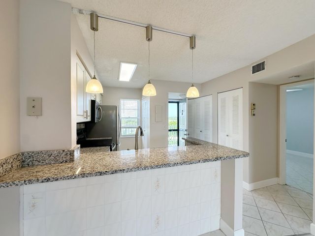 2220 N CYPRESS BEND Drive 503, Pompano Beach, FL 33069