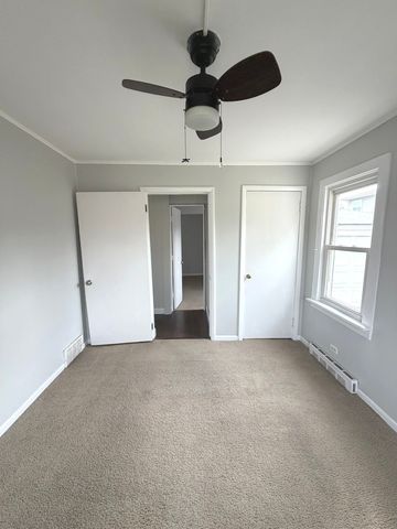 2209 DOUGLAS Avenue, Des Plaines, IL 60018
