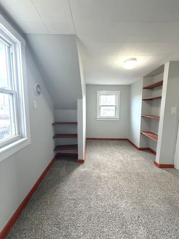 2209 DOUGLAS Avenue, Des Plaines, IL 60018