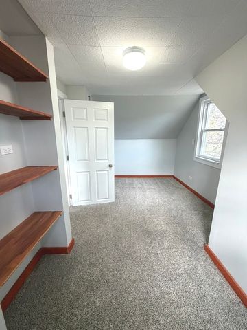 2209 DOUGLAS Avenue, Des Plaines, IL 60018