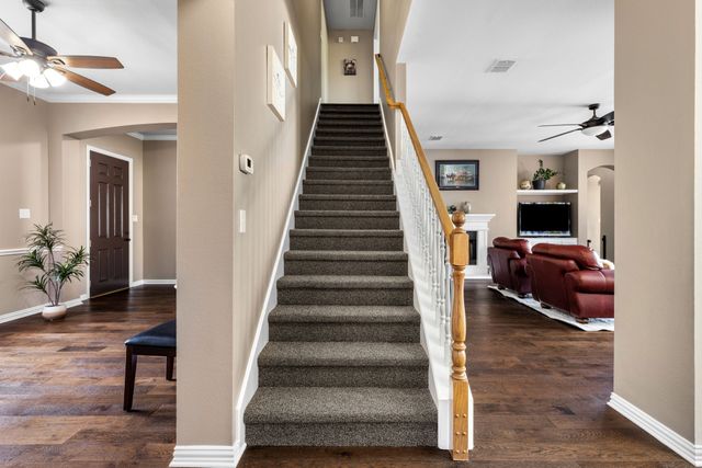 1715 Bluffview Lane, Carrollton, TX 75007