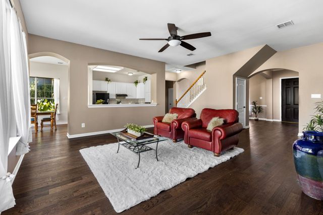 1715 Bluffview Lane, Carrollton, TX 75007