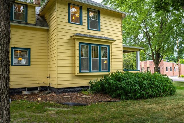 235 W 3rd Street, New Richmond, WI 54017