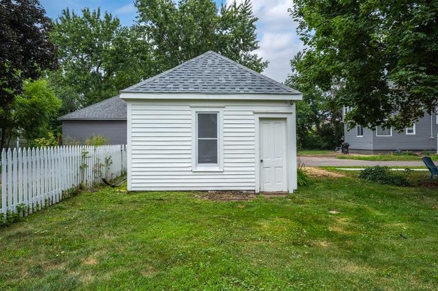 235 W 3rd Street, New Richmond, WI 54017