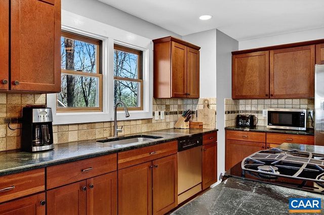 952 BLUE RIDGE DR, Wintergreen Resort, VA 22967