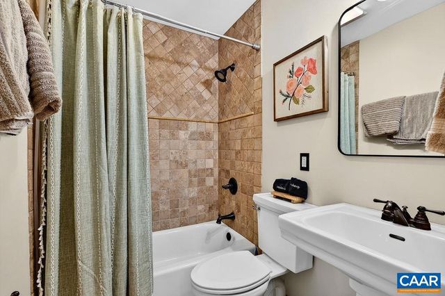 952 BLUE RIDGE DR, Wintergreen Resort, VA 22967