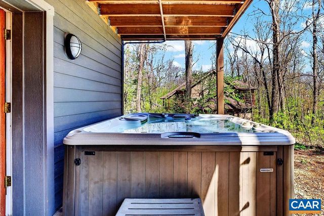952 BLUE RIDGE DR, Wintergreen Resort, VA 22967