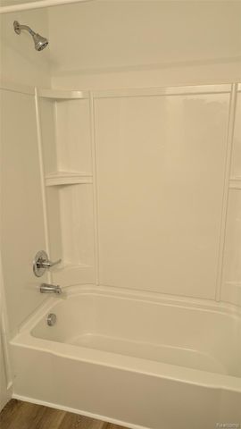6112 Andersonville Road, Waterford Charter Township, MI 48329