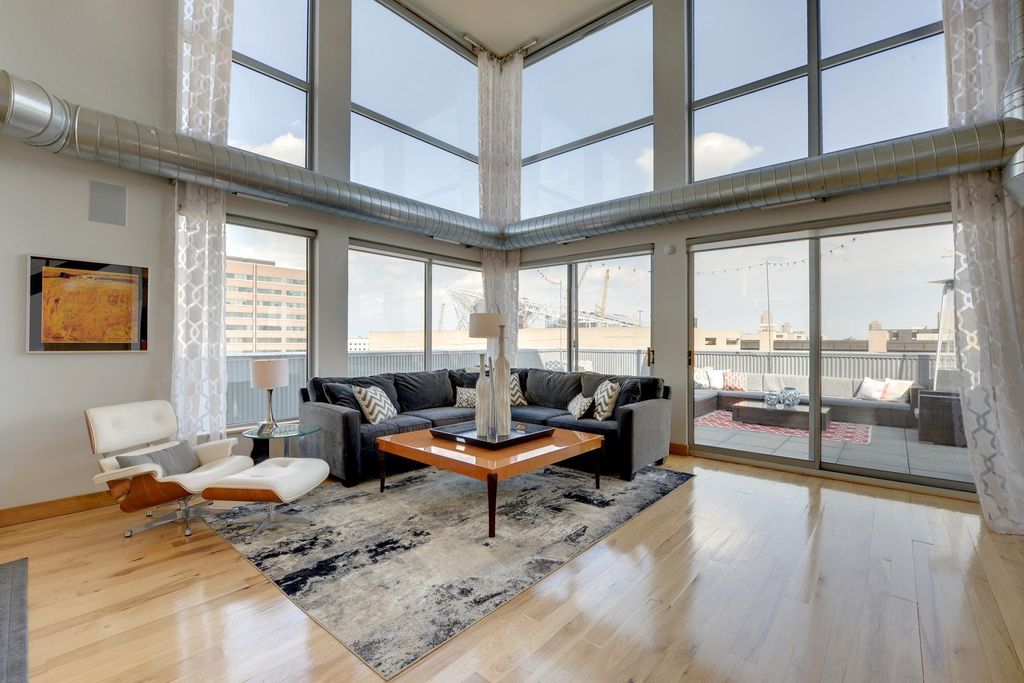 521 S 7th Street 705, Minneapolis, MN 55415