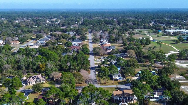 1394 Sound Retreat Drive, Navarre, FL 32566