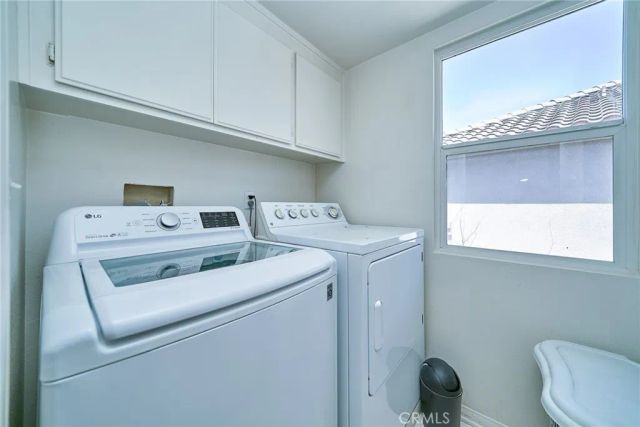 442 Fallbrook Ave, Newbury Park, CA 91320