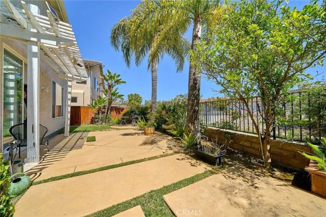 442 Fallbrook Ave, Newbury Park, CA 91320
