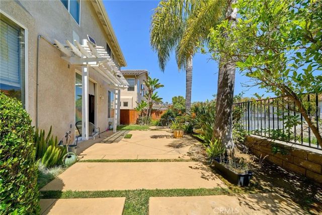 442 Fallbrook Ave, Newbury Park, CA 91320