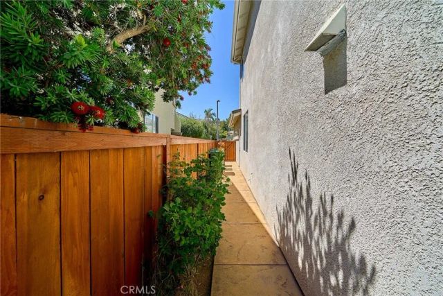 442 Fallbrook Ave, Newbury Park, CA 91320