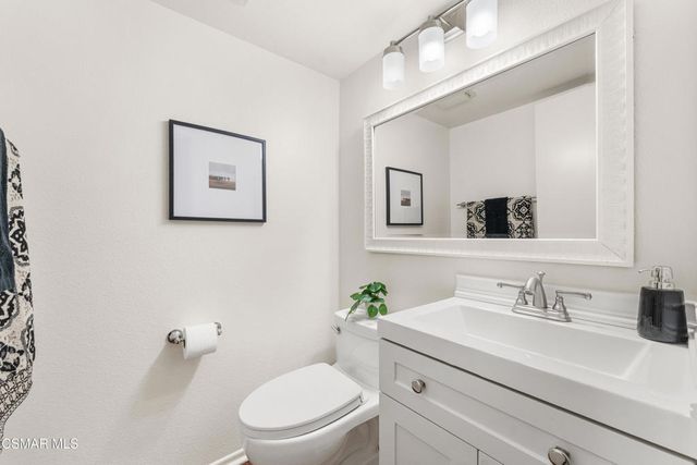 476 Serento Circle, Thousand Oaks, CA 91360