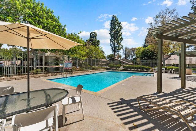 476 Serento Circle, Thousand Oaks, CA 91360
