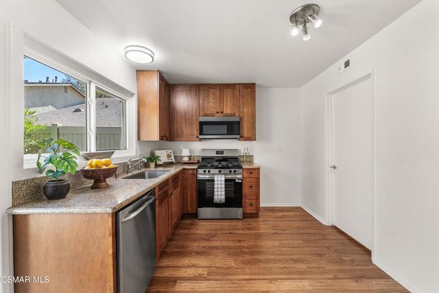 476 Serento Circle, Thousand Oaks, CA 91360
