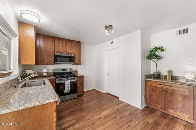 476 Serento Circle, Thousand Oaks, CA 91360