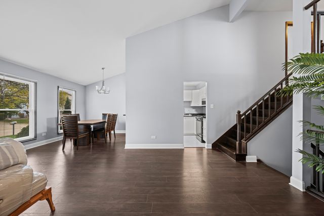 2157 Pepperwood Lane, Glendale Heights, IL 60139