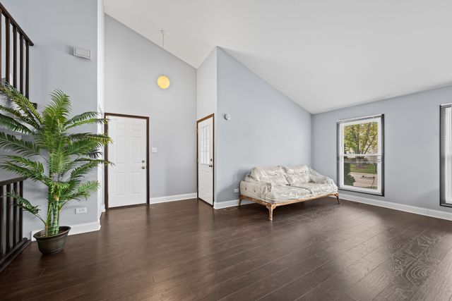 2157 Pepperwood Lane, Glendale Heights, IL 60139