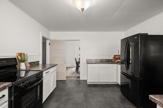 2527 E Diamond Ave, Spokane, WA 99217
