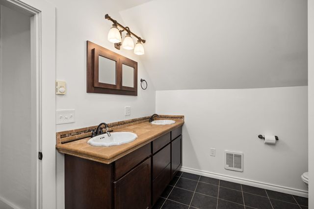 2527 E Diamond Ave, Spokane, WA 99217