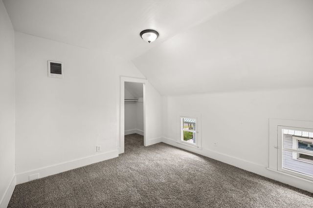 2527 E Diamond Ave, Spokane, WA 99217