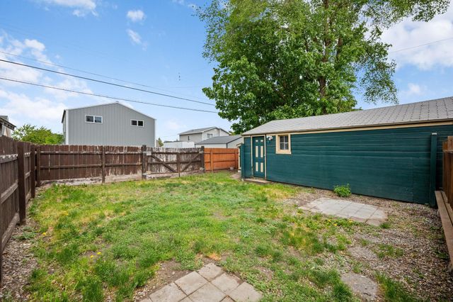 2527 E Diamond Ave, Spokane, WA 99217