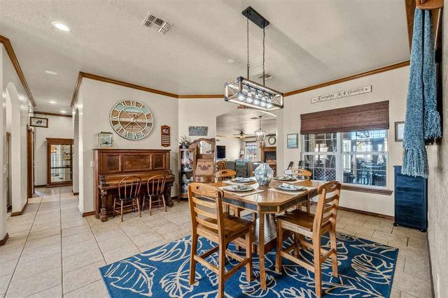 357 SW Matthey Dr, Cache, OK 73527