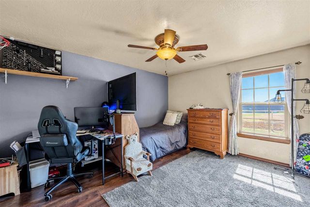 357 SW Matthey Dr, Cache, OK 73527