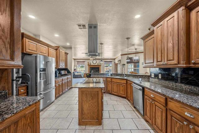 357 SW Matthey Dr, Cache, OK 73527