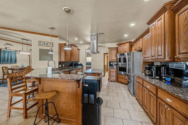 357 SW Matthey Dr, Cache, OK 73527