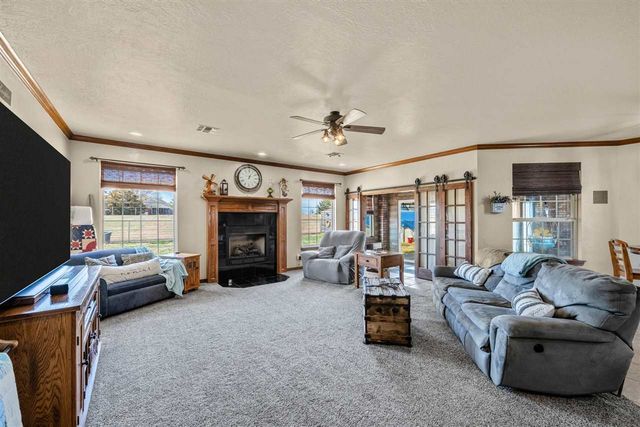 357 SW Matthey Dr, Cache, OK 73527