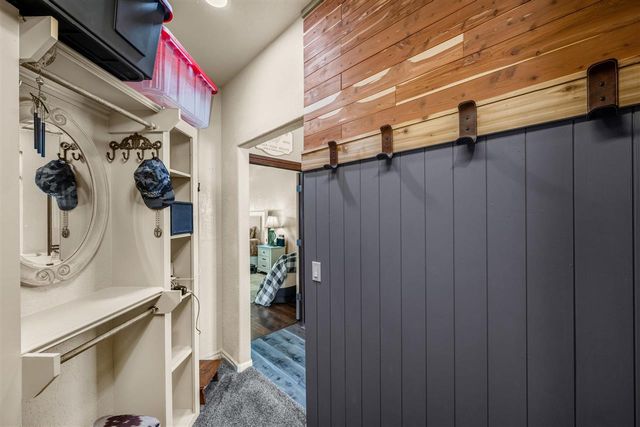 357 SW Matthey Dr, Cache, OK 73527