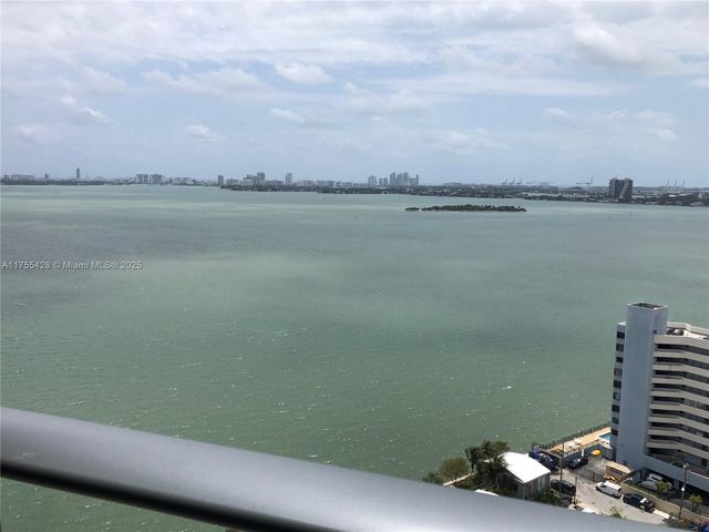 650 NE 32nd St 2006, Miami, FL 33137