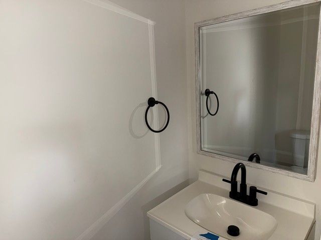 130 Wilkins Dr, Tullahoma, TN 37388