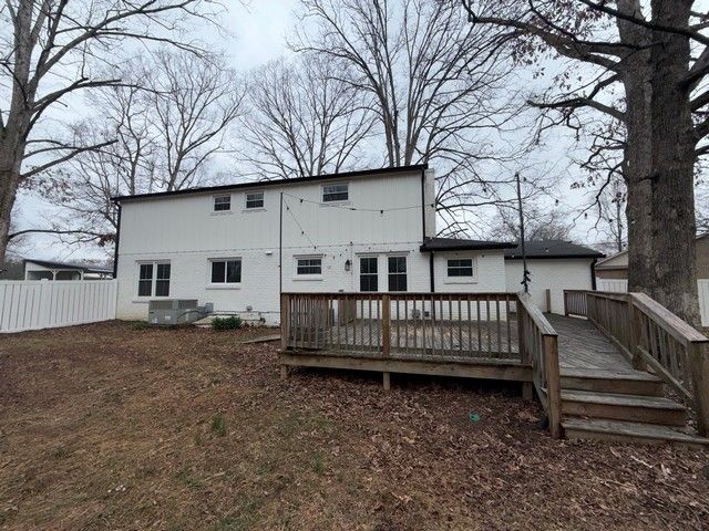 130 Wilkins Dr, Tullahoma, TN 37388