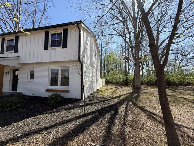 130 Wilkins Dr, Tullahoma, TN 37388