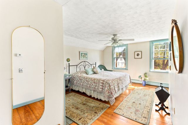 3 Howard St, Easton, MA 02375