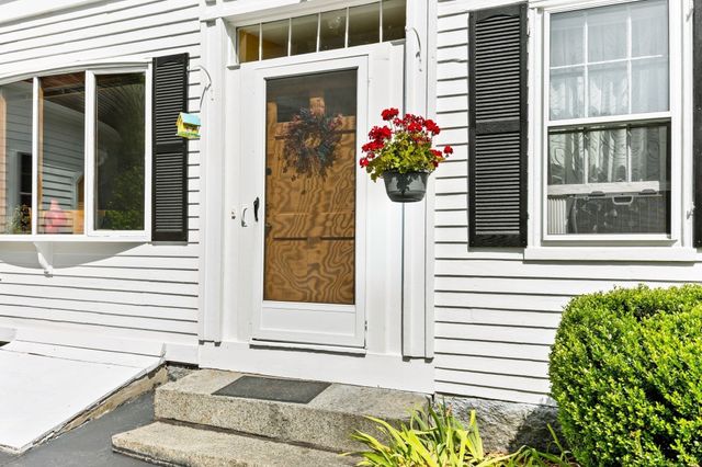 3 Howard St, Easton, MA 02375