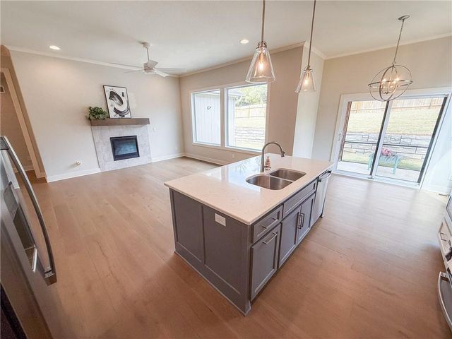 1710 E 127th Terrace, Kansas City, MO 64145