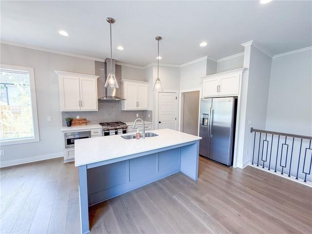 1710 E 127th Terrace, Kansas City, MO 64145
