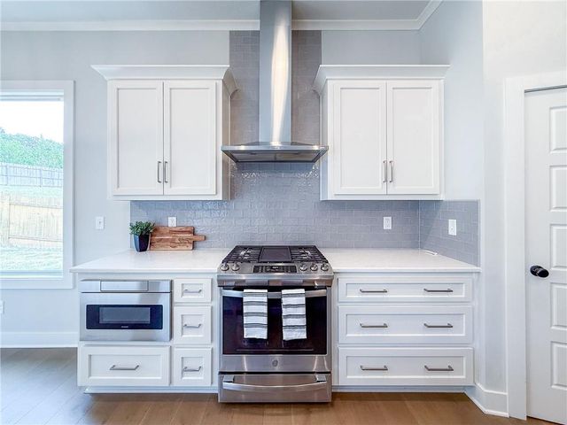 1710 E 127th Terrace, Kansas City, MO 64145