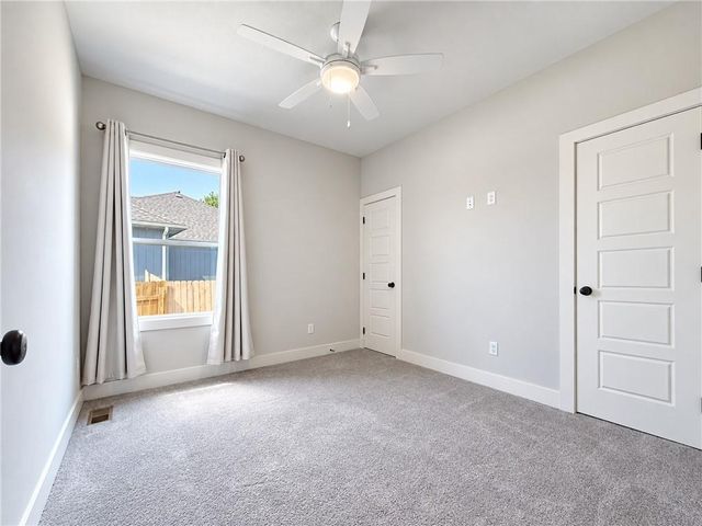 1710 E 127th Terrace, Kansas City, MO 64145