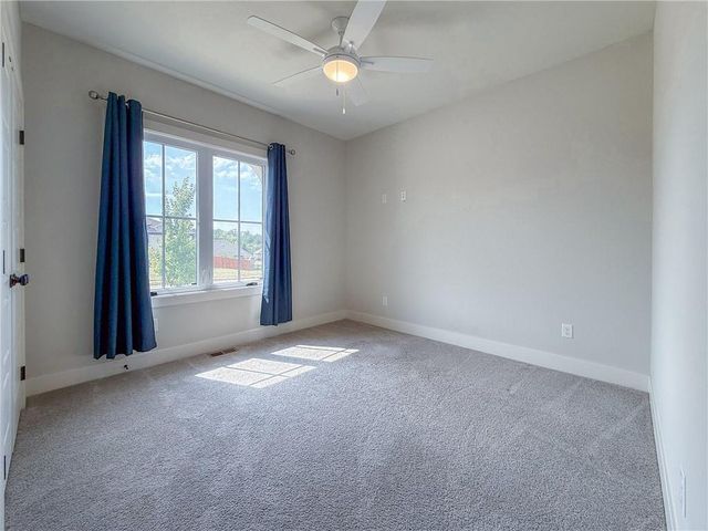 1710 E 127th Terrace, Kansas City, MO 64145