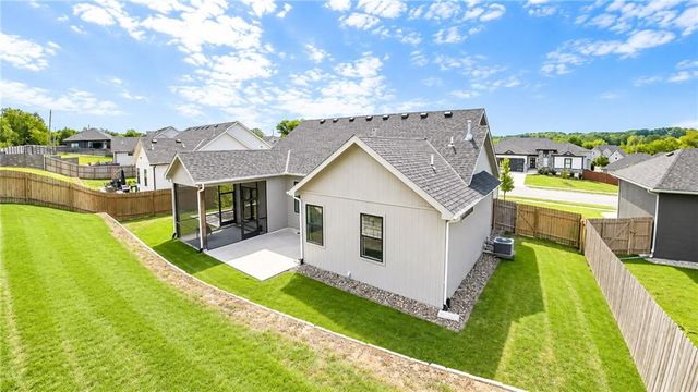 1710 E 127th Terrace, Kansas City, MO 64145