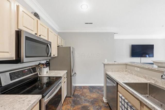 6230 Inishmore Lane, 6230, Dublin, OH 43017