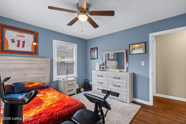 208 Downes Ln, Louisville, KY 40214