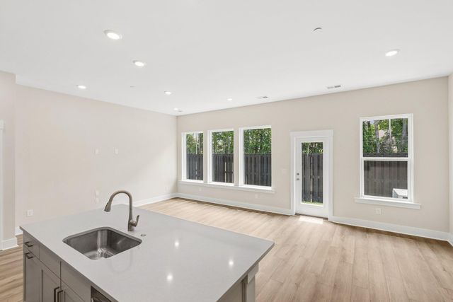 286 Newtown Creek Drive, Charleston, SC 29412